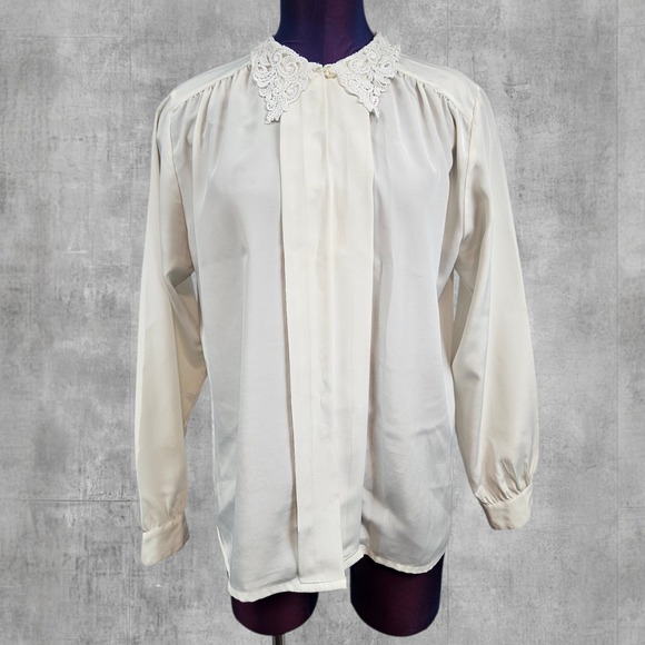 Impressions Of California Tops - Vintage Impressions of California Ivory Blouse Lace Crochet Collar Size 10 H52